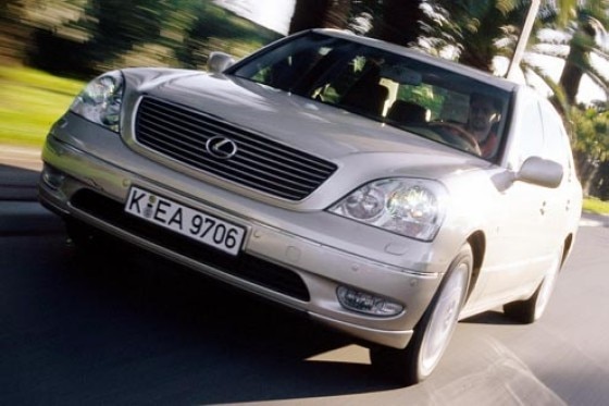 Lexus LS430