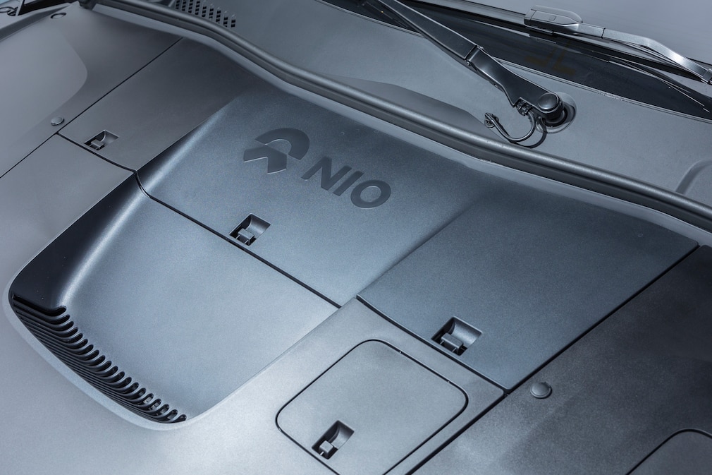 Nio EL6: chinesisches Mittelklasse-E-SUV im Test - AUTO BILD