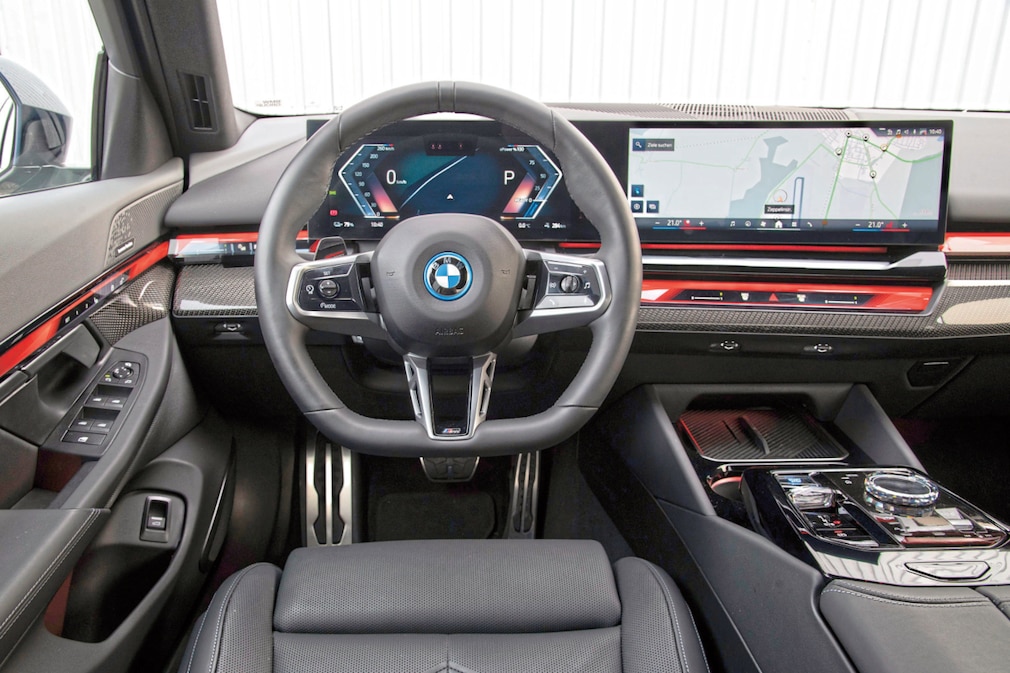 BMW i5 eDrive40