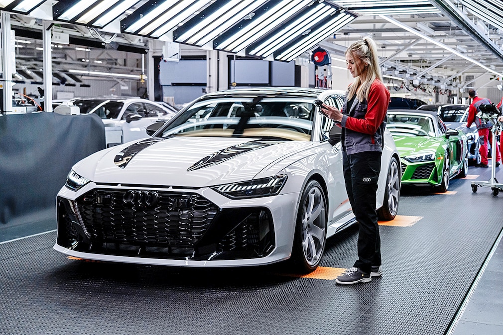 Audi RS6 Avant GT Sneak Preview