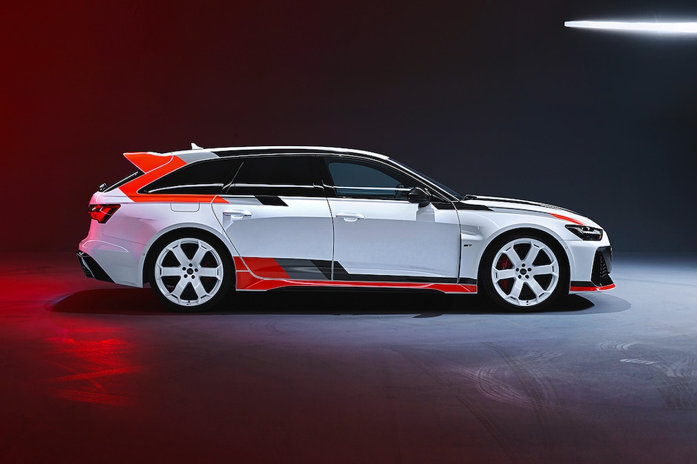 Audi RS6 Avant GT Sneak Preview