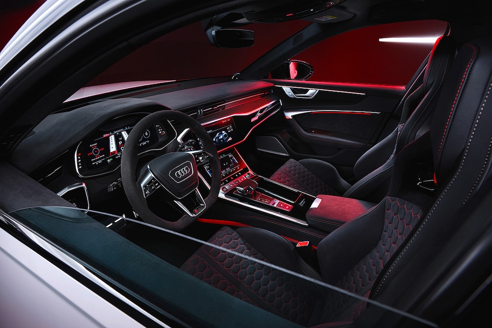 Audi RS6 Avant GT Sneak Preview