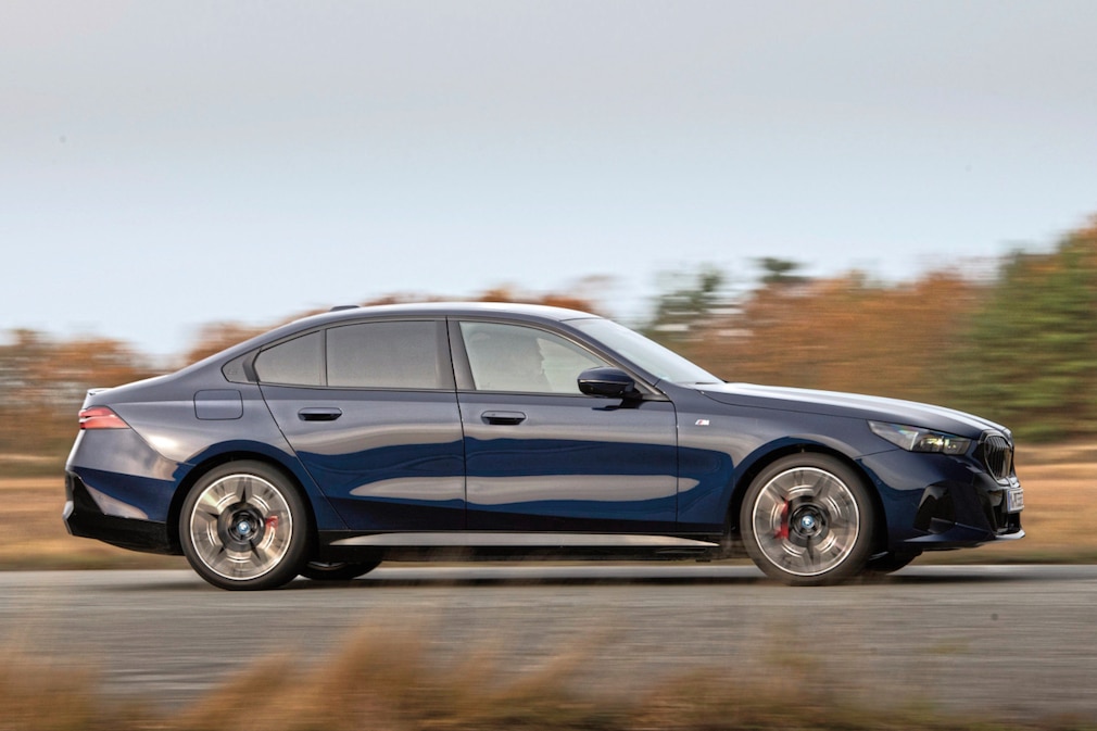 BMW i5 eDrive40