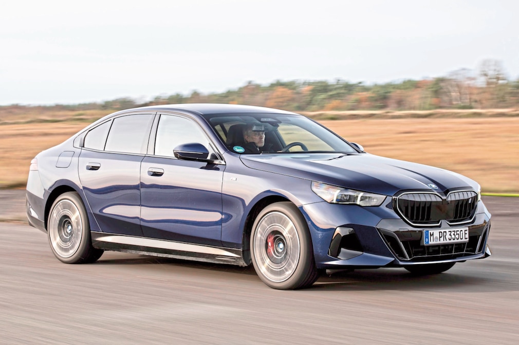 BMW i5 eDrive40
