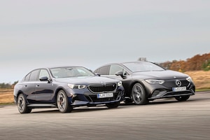 BMW i5 eDrive40 Mercedes EQE 350