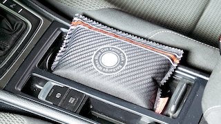 Raus mit der Nässe  Feuchtigkeit im Auto