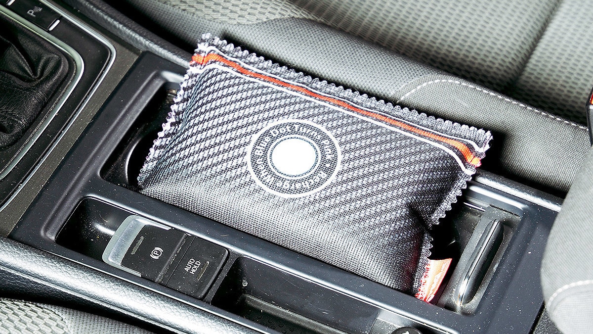 Diese-Entfeuchter-ab-7-machen-Schluss-mit-Schimmel-im-Auto