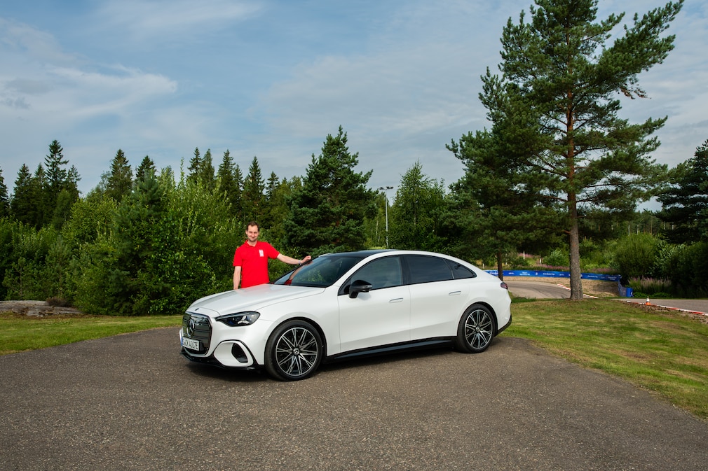 Mercedes C-Klasse C 400 4Matic EQ !! SPERRFRIST 28. Juli, 03:00 Uhr !!