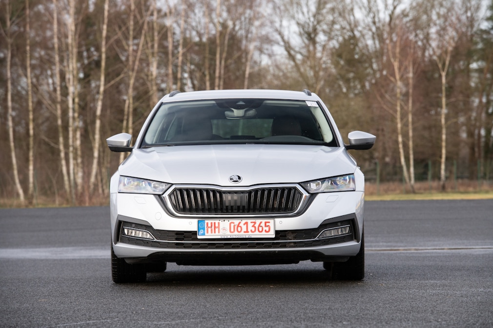 Skoda Octavia Combi 2.0 TDI DSG First Edition