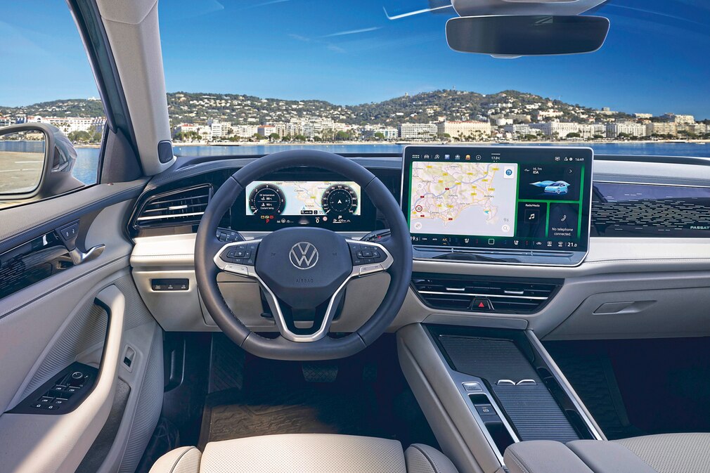 VW Passat Variant (2024)