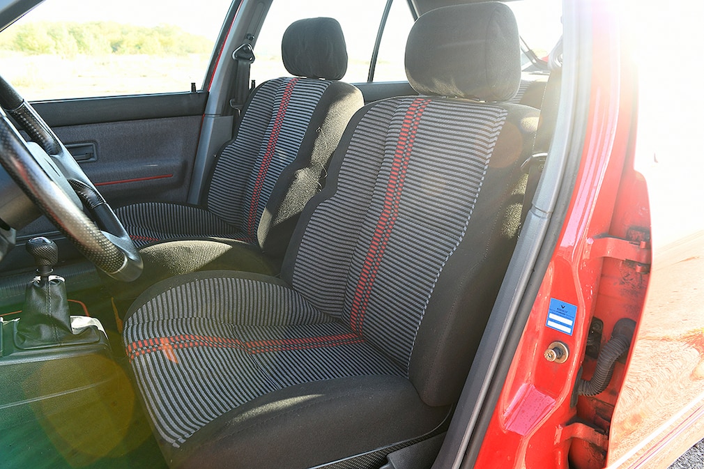 Kompakter Renault 19 16V mit 135 PS im Test AUTO BILD KLASSIK