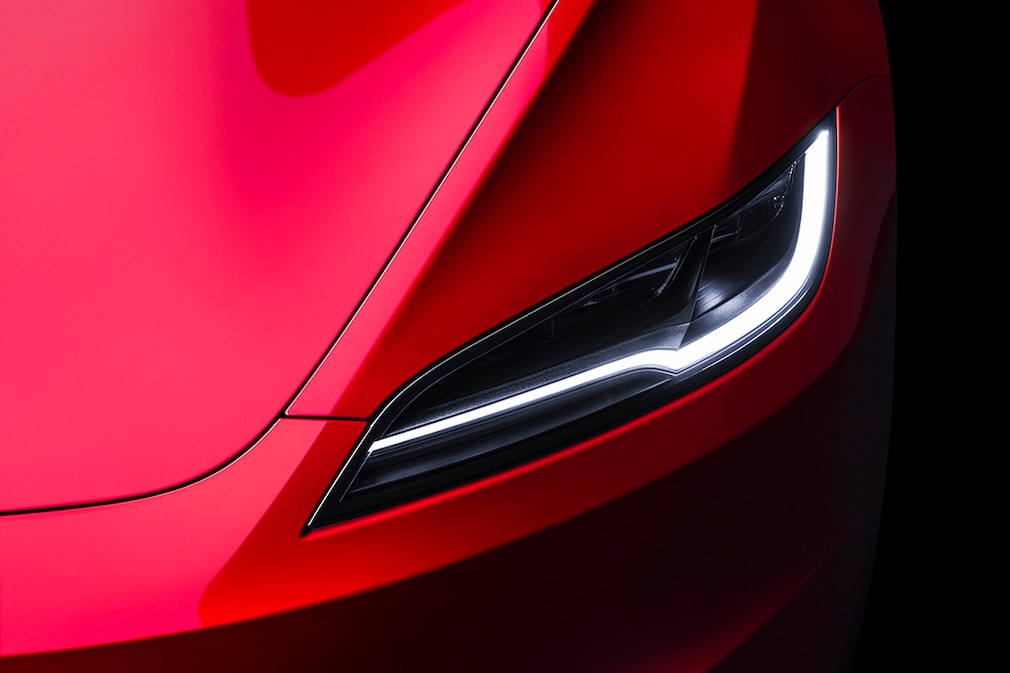 Tesla Model 3 Highland