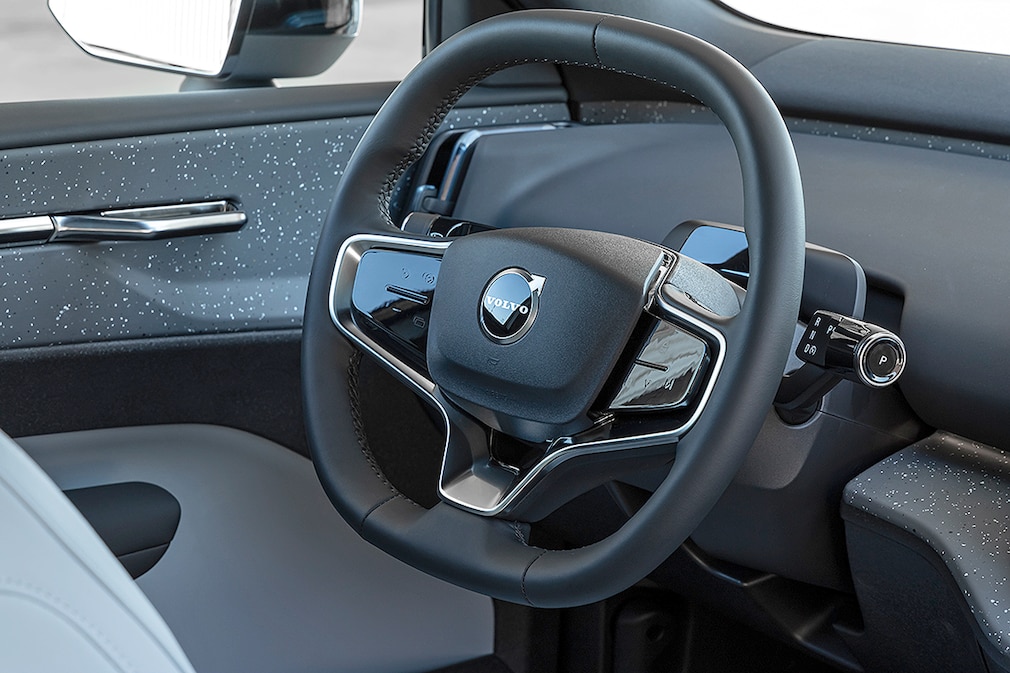 Volvo EX30 Single