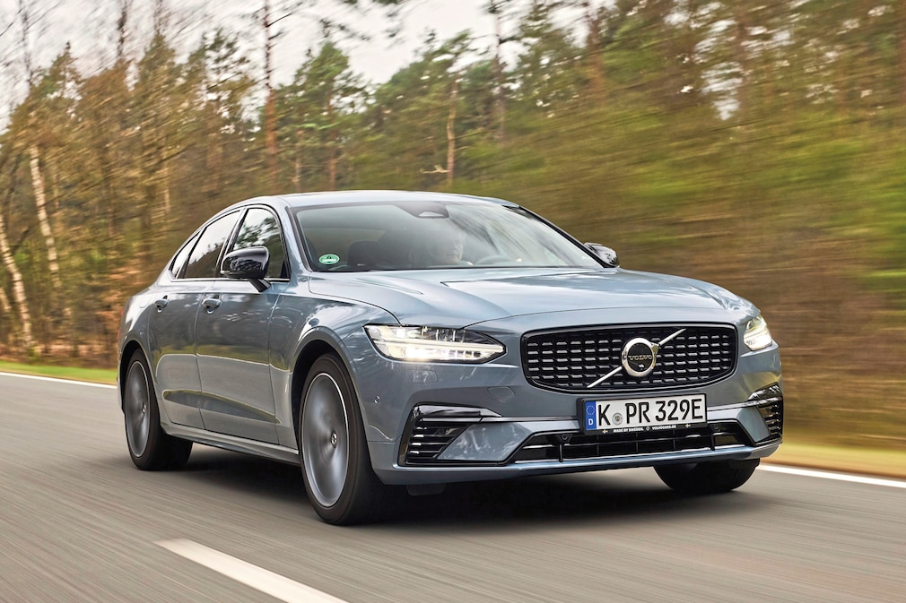 Volvo S90 Recharge T8 AWD
