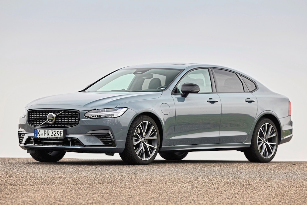 Volvo S90 Recharge T8 AWD