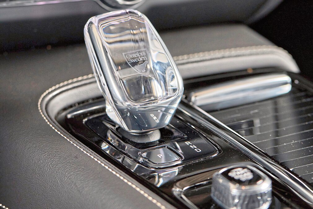 Volvo S90 Recharge T8 AWD