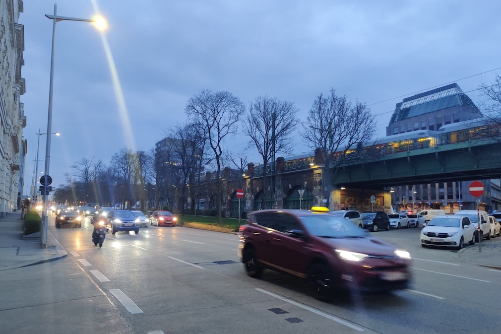 Polizei nimmt Raser Auto ab
