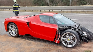 Ferrari Enzo Crash