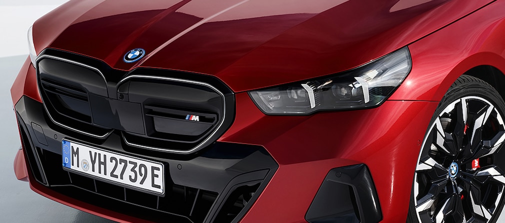 BMW i5 M60