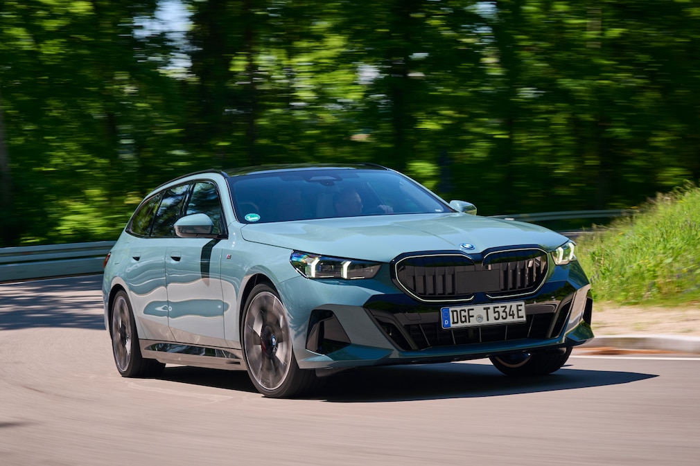 BMW i5 eDrive40 Touring