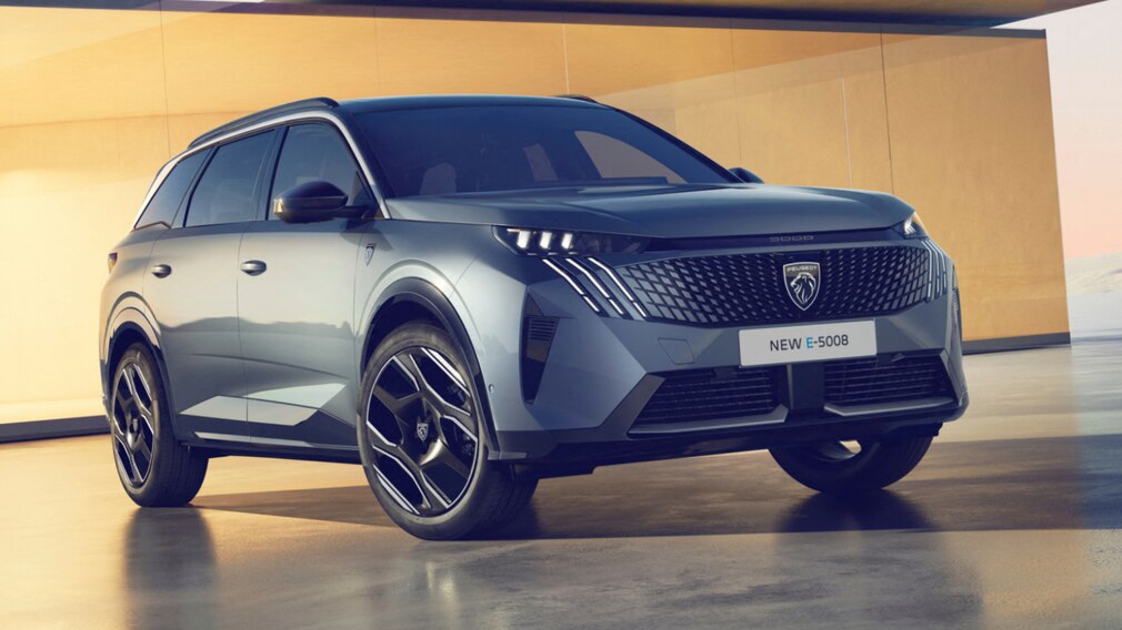 Peugeot E-5008