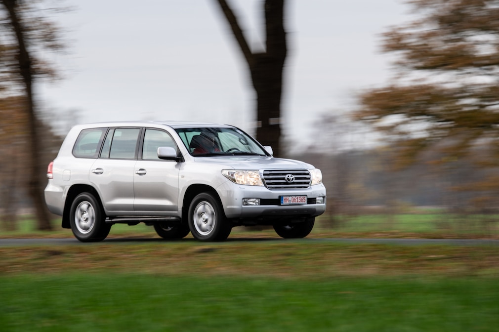 Toyota Land Cruiser V8 5.5 D-4D
