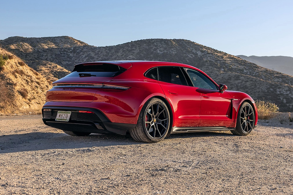 Porsche Taycan GTS Sport Turismo