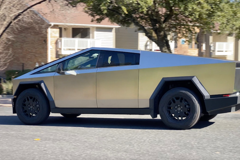 Hat der Tesla Cybertruck ein Rostproblem? - AUTO BILD