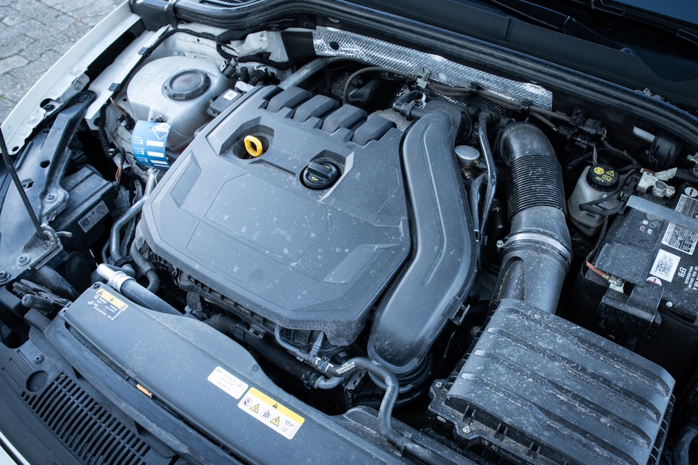 VW Golf Variant 1.5 TSI Life