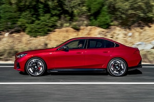 BMW i5 M60