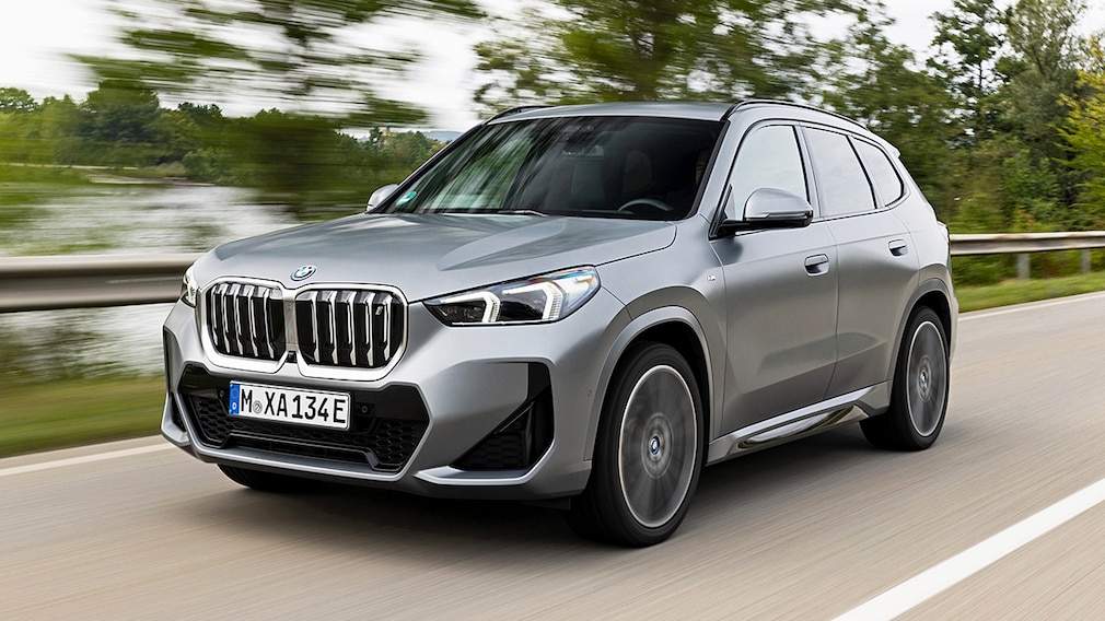 BMW iX1