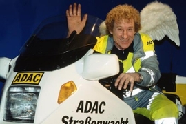 Retter Charly dankt ab