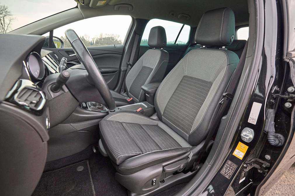 Opel Astra K Sports Tourer 1.5 Elegance