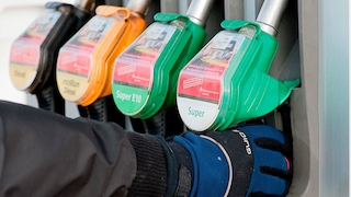 Benzin Super Zapfpistole - Tankstelle