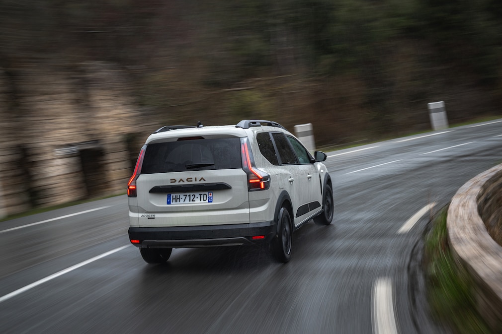 Dacia Jogger Hybris 155