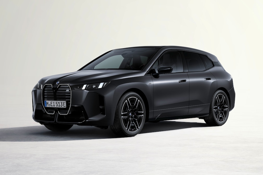 BMW iX M70 xDrive Facelift