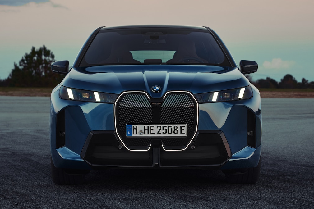 BMW iX xDrive 60 Facelift