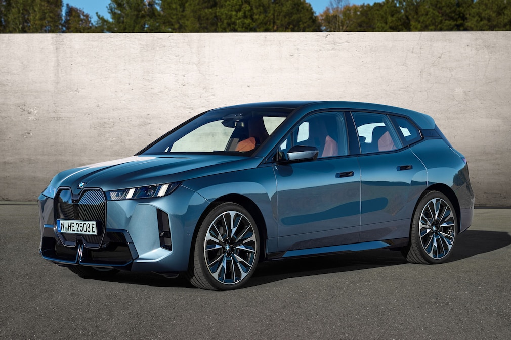 BMW iX Facelift BMW iX xDrive 60 Facelift