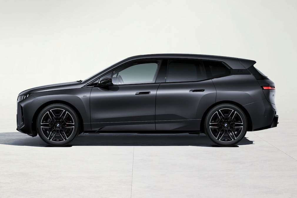 BMW iX M70 xDrive Facelift