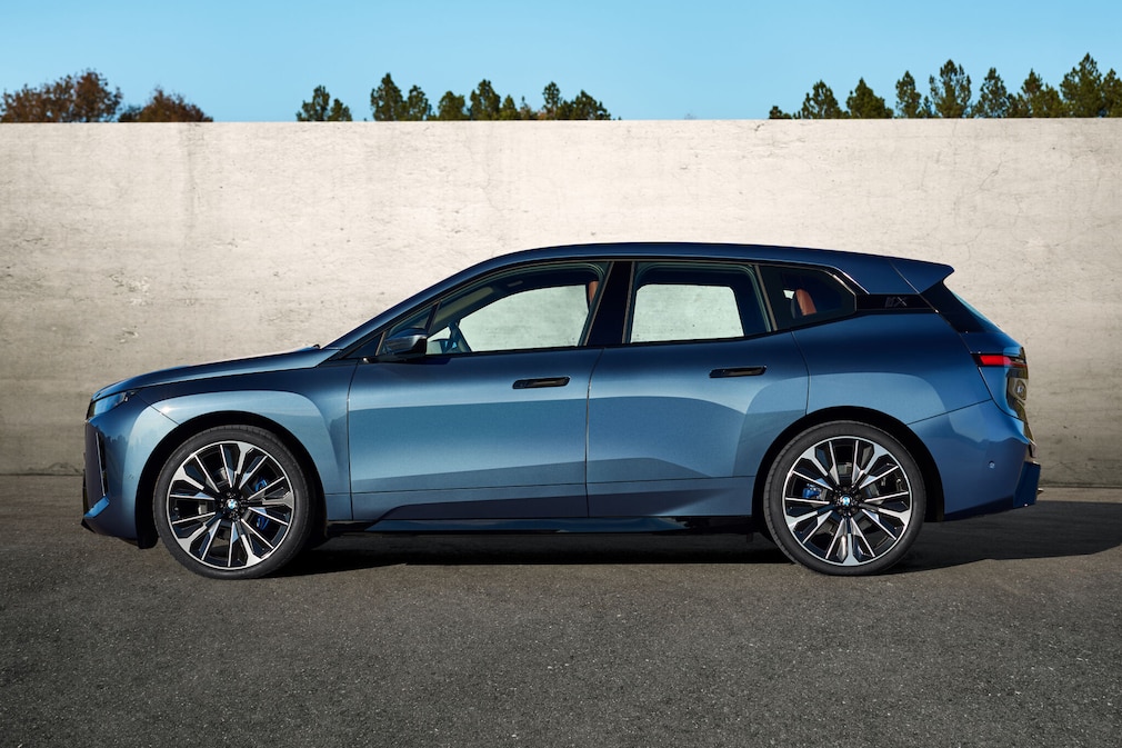 BMW iX xDrive 60 Facelift