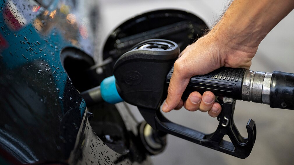 Benzinverbrauch in Deutschland das dritte Jahr in Folge gestiegen AUTO BILD