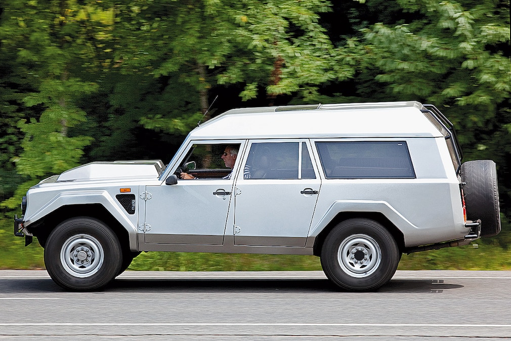 Lamborghini LM 002 Shooting Brake