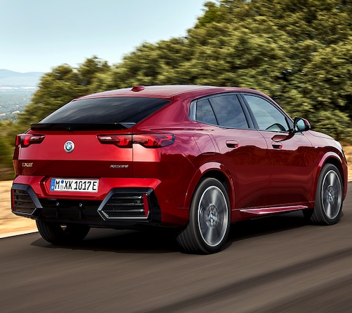 BMW iX2 xDrive30