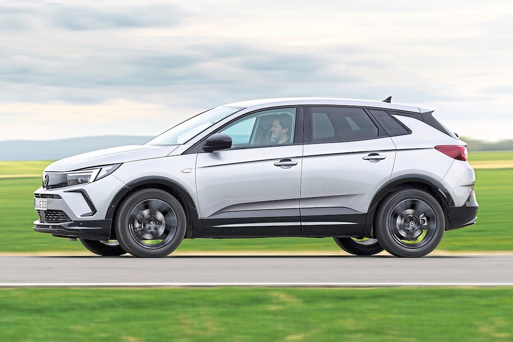 Opel Grandland 1.2 Hybrid 48V