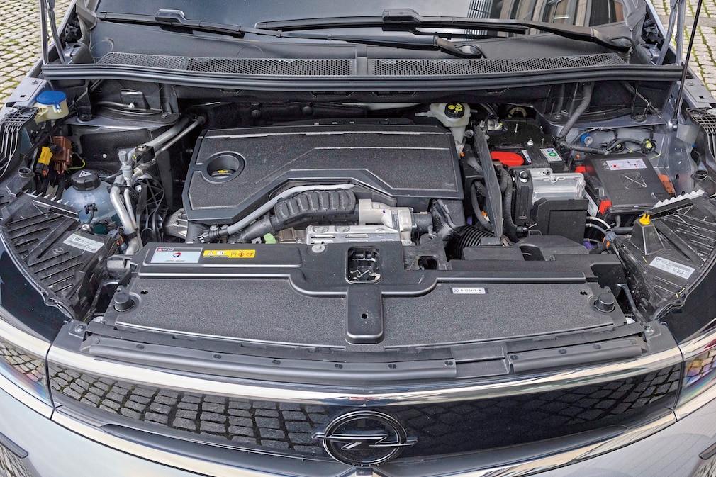 Opel Grandland 1.2 Hybrid 48V