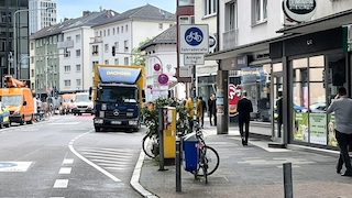 Fahrradstraße Grüneburgweg in Frankfurt/Main / Uwe Lenhart