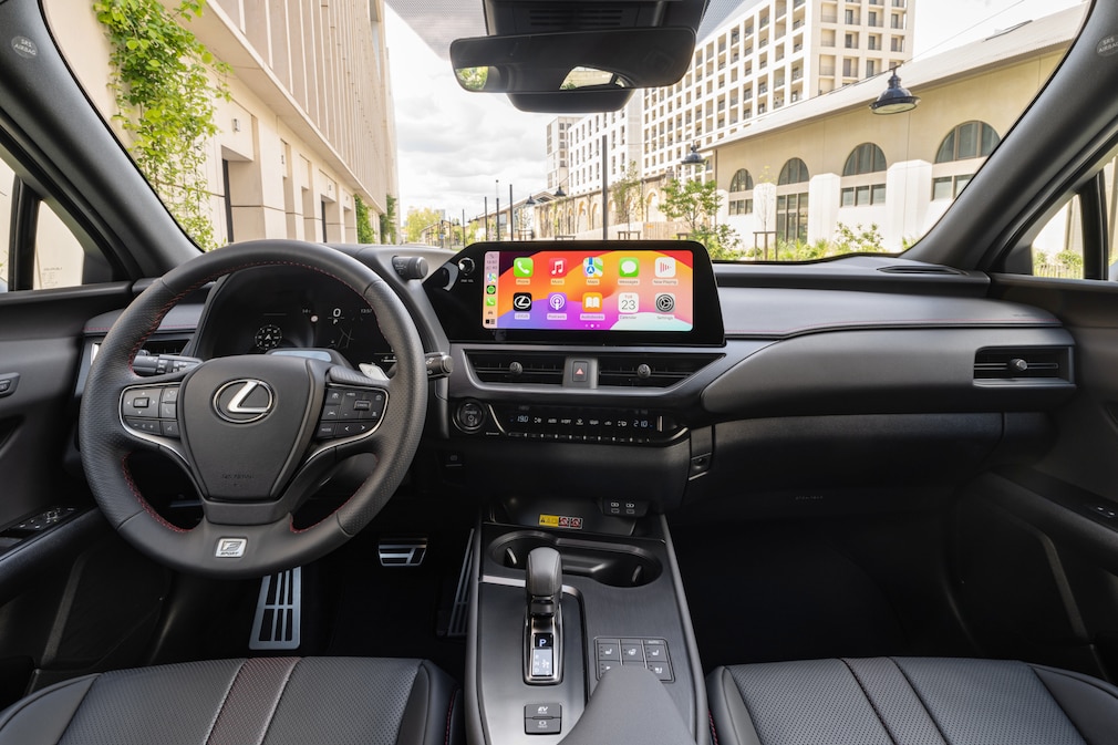 Lexus UX