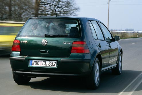 VW Golf 1.6 FSI - AUTO BILD