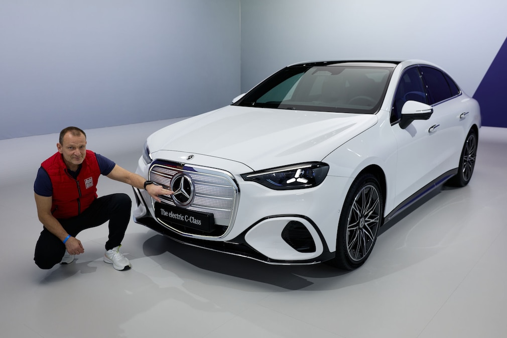 Mercedes C-Klasse C 400 4Matic EQ