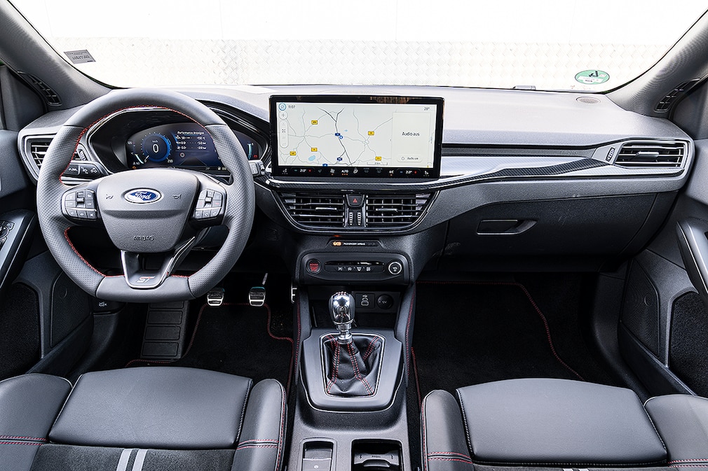 Ford Focus ST Hyundai i30N Performance